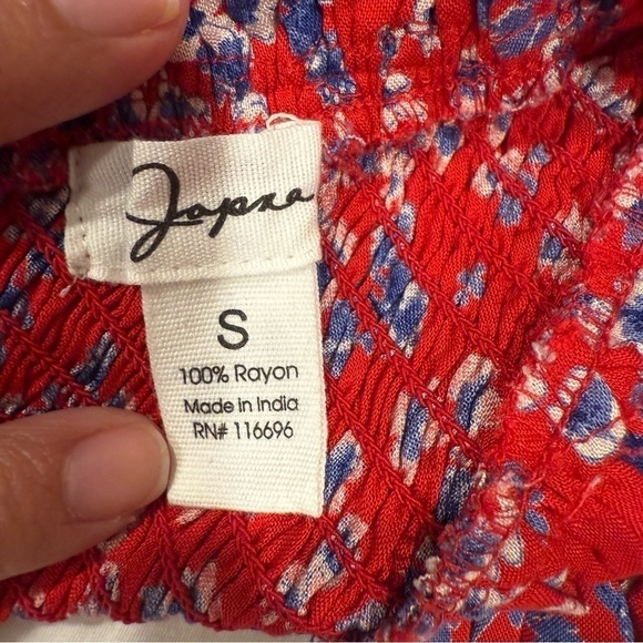 NWT Japan Red & Blue Floral Casual Sleeveless Top Size Small - Picture 5 of 8